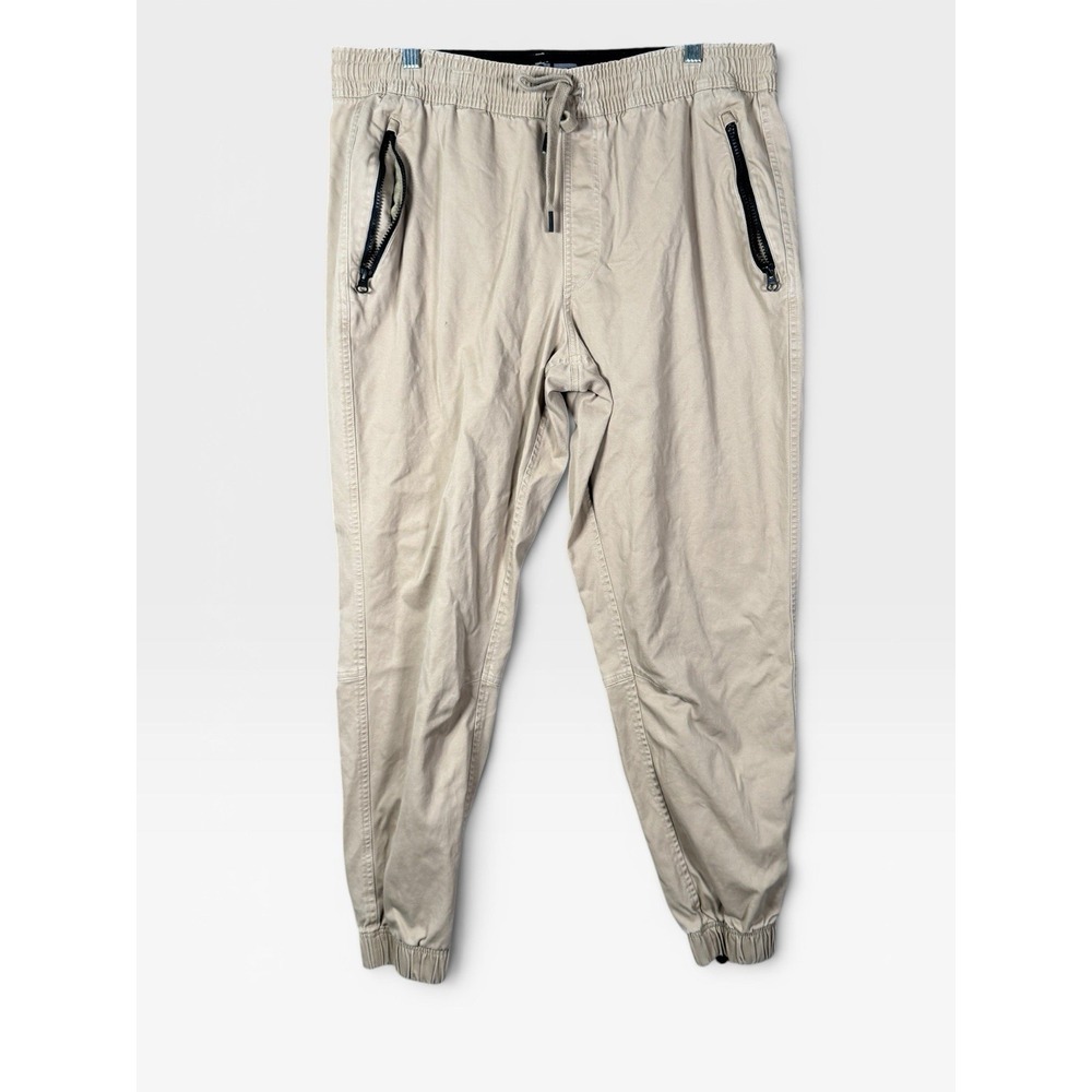 Under Armour Jogger Pants Men's XL Beige Tapered Athletic Travel Casual Chinos